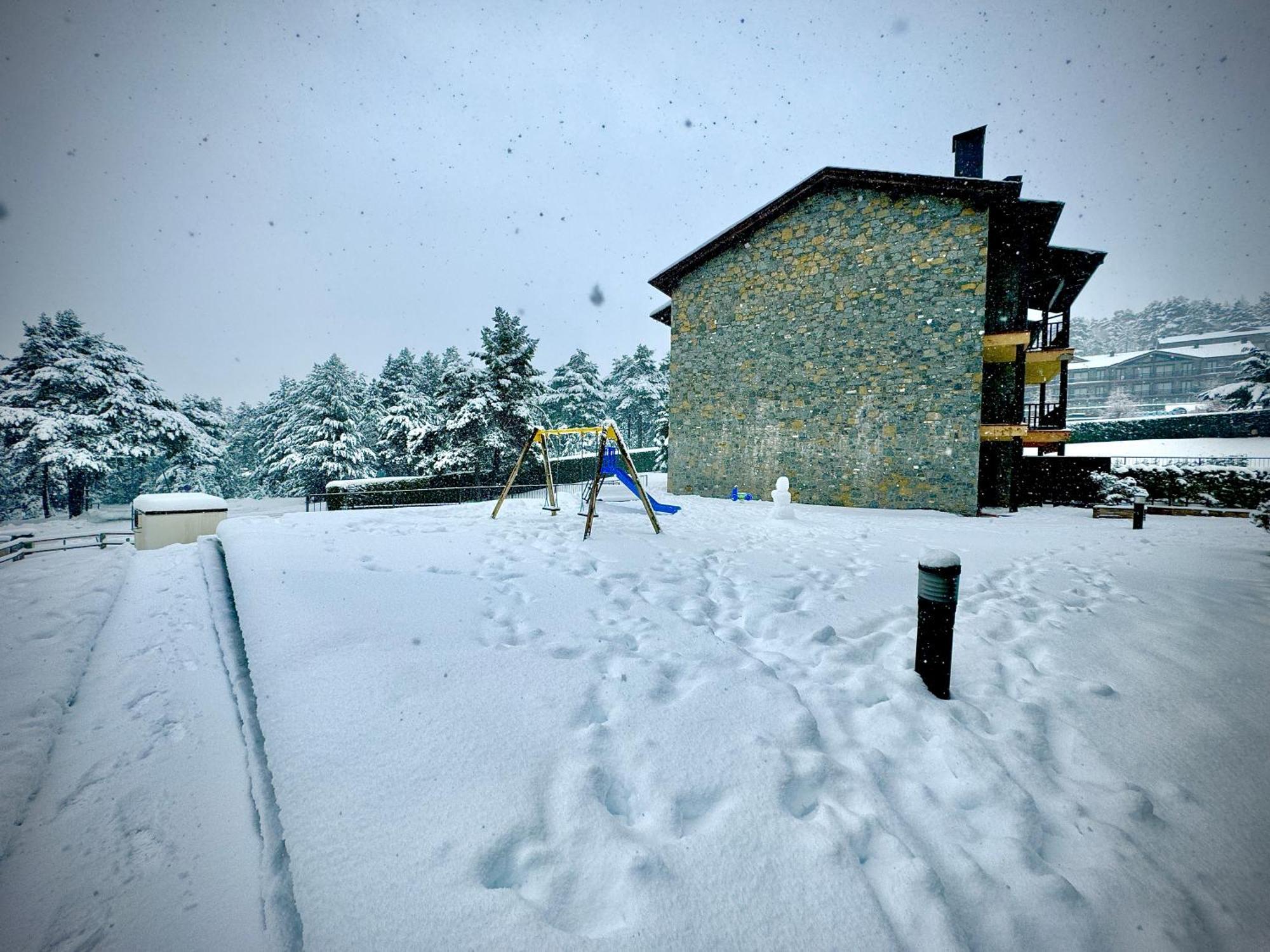 Atico Duplex A Pie De Pistas De Esqui Bed & Breakfast La Molina  Luaran gambar